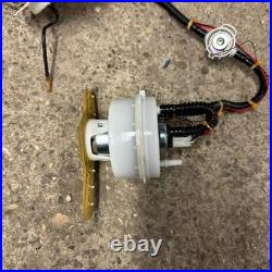 BMW 5 F10 F11 2011 Petrol in tank fuel pump level sender 7934460 IJA3564