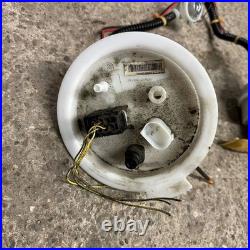 BMW 5 F10 F11 2011 Petrol in tank fuel pump level sender 7934460 IJA3564