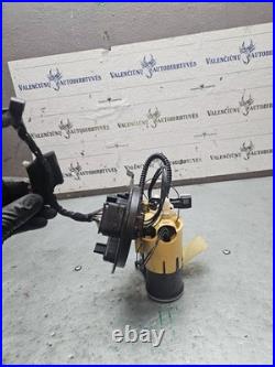 Mercedes-Benz C W205 2014 Petrol in tank fuel pump level sender A2054701594 Mercedes-Benz C W205 2014 Petrol in tank fuel pump level sender A2054701594