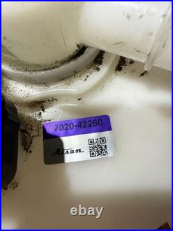 Toyota RAV 4 (XA50) 2021 Petrol/electricity in tank fuel pump level sender