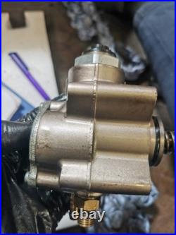 Volkswagen Touran I 2009 Petrol in tank fuel pump level sender 03C127025T