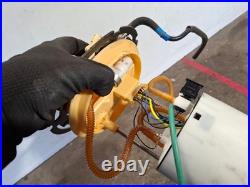 Volvo V60 2013 Petrol in tank fuel pump level sender 31273962 LUM20123